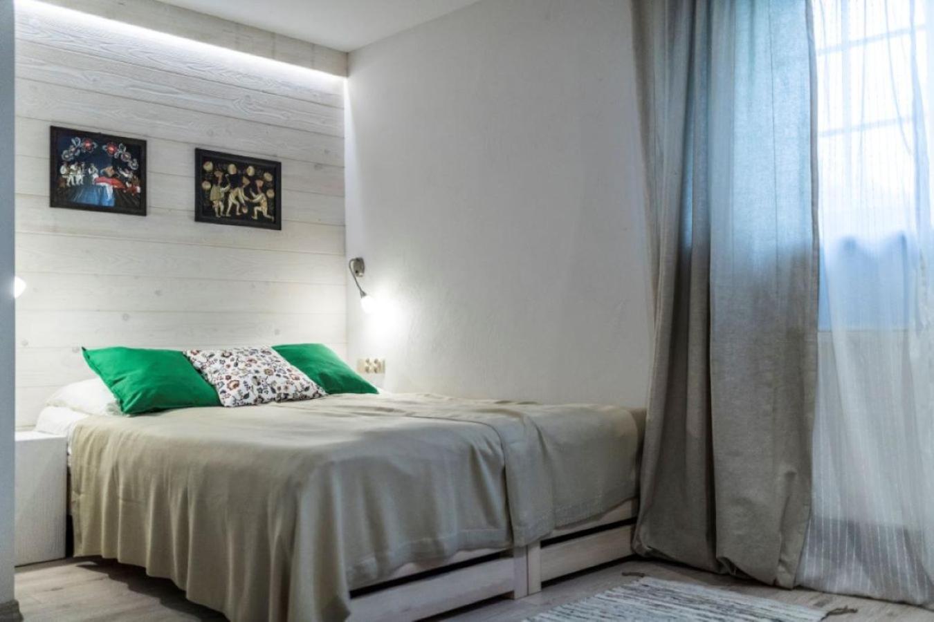 Two-Bedroom Apartment Mountain View